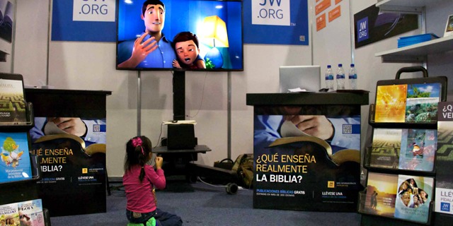 702014121_univ_cnt_03_lg